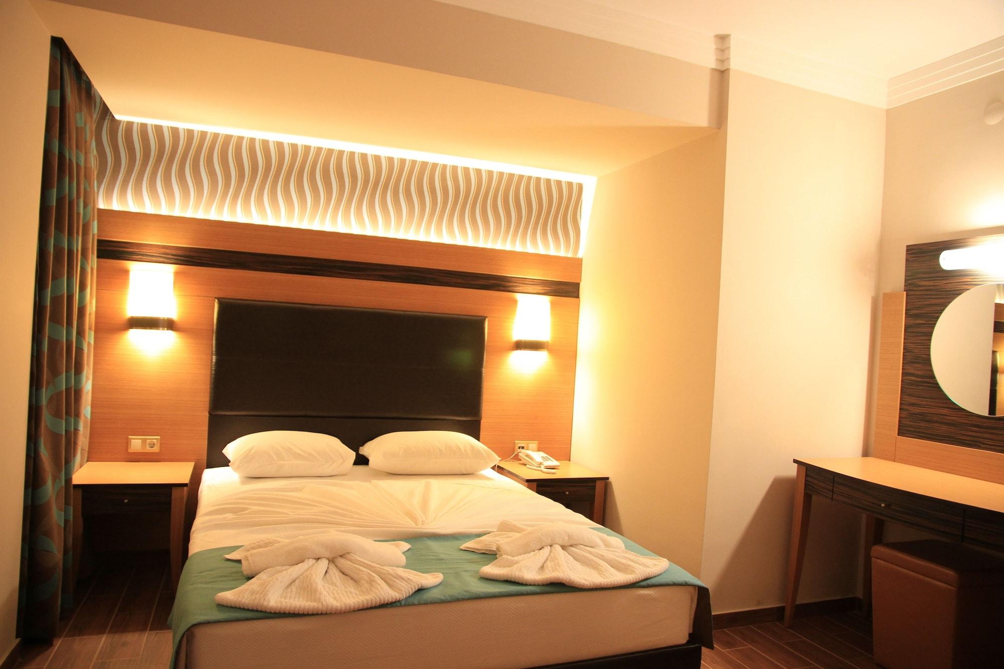 Club Alpina Hotel Marmaris Kültér fotó